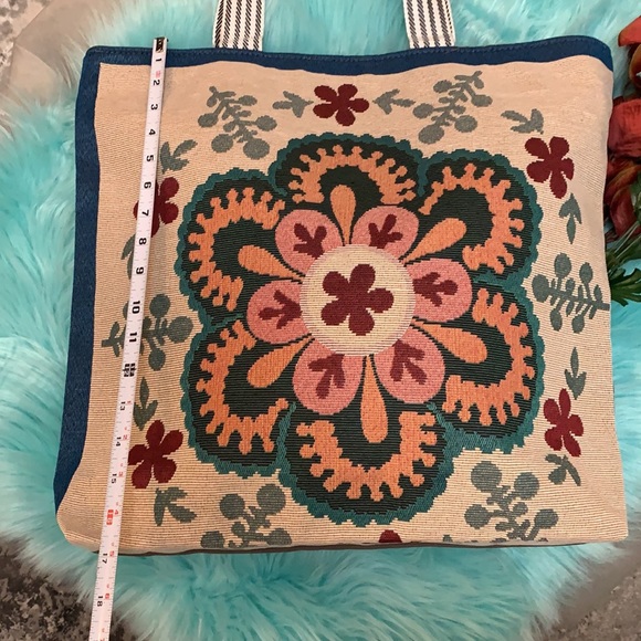 NEW! Big Flower Extra Large Tote Bag - Picture 3 of 7